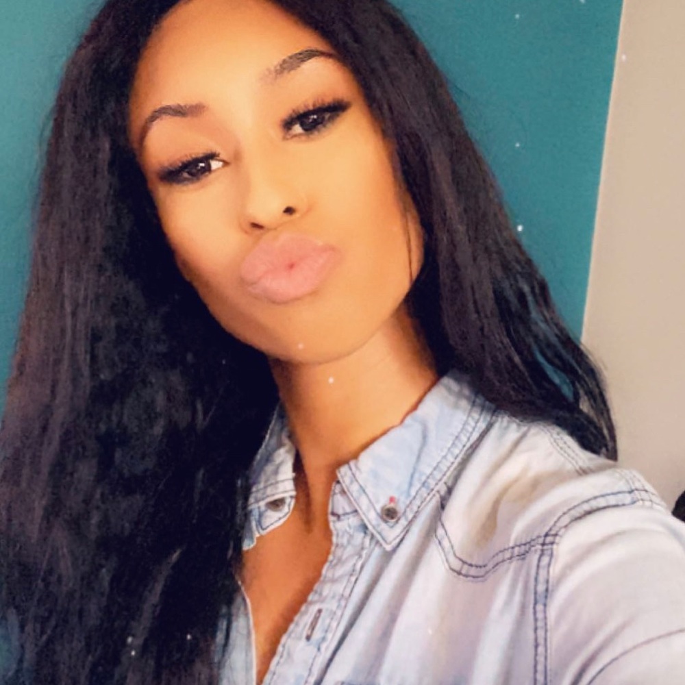 Meet your Posher, Amber